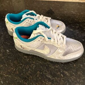 Nike Dunk Low Ice Special Edition 7.5W NEW